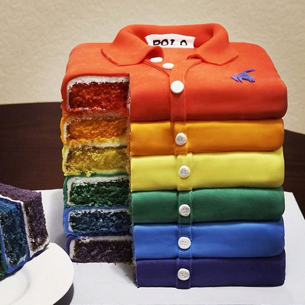 T shirts cake
